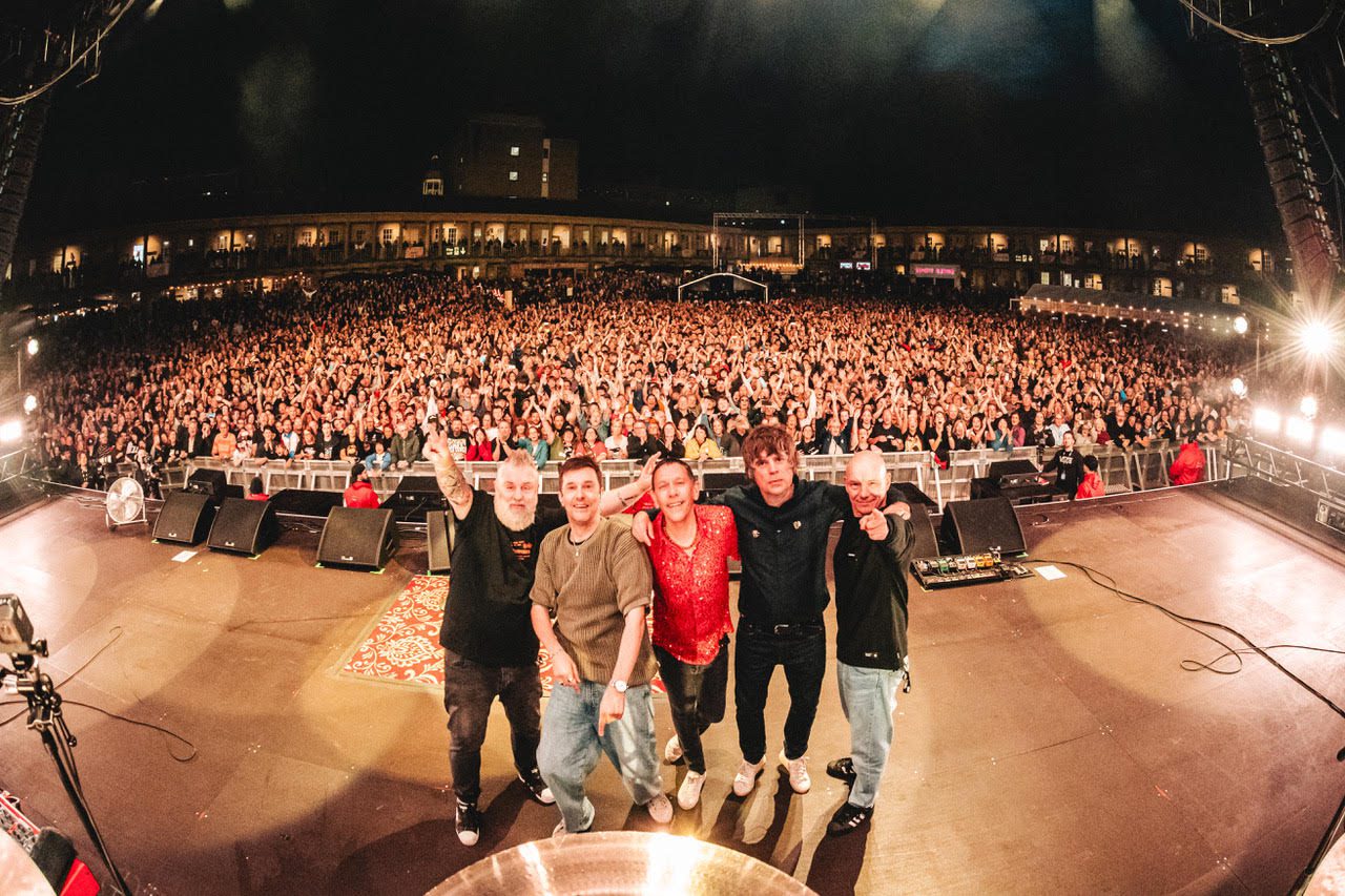 REVIEW: Shed Seven, A Maximum High, 30th Anniversary Show, The Piece ...